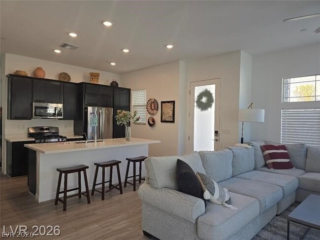 Building Photo - 905 Belleforte Ln
