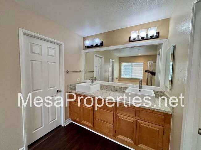 Building Photo - 15471 American Way