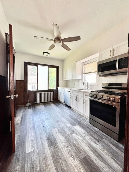 Building Photo - 44 Hickory Ave