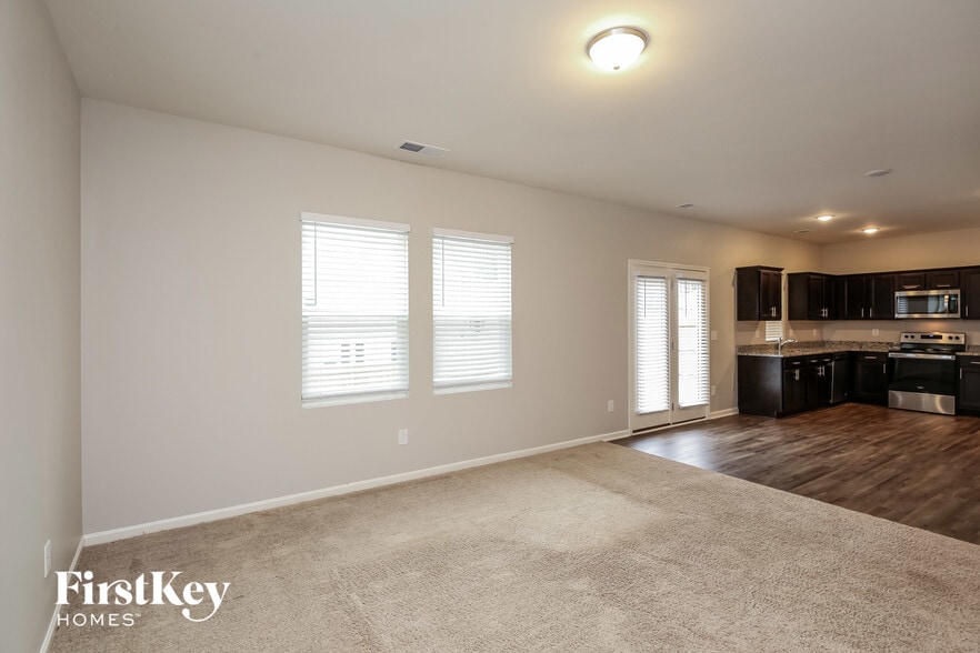 Building Photo - 183 Wheeler Pl