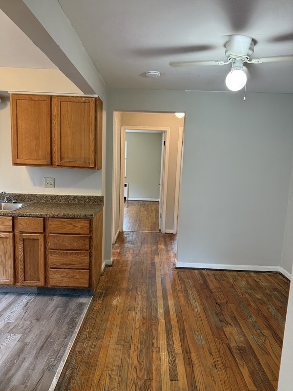 Building Photo - 3926 E Gatewood Ln