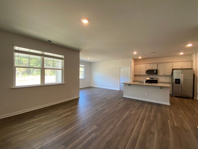 Building Photo - Brand new construction home in the desirable Brunswick Forest subdivision