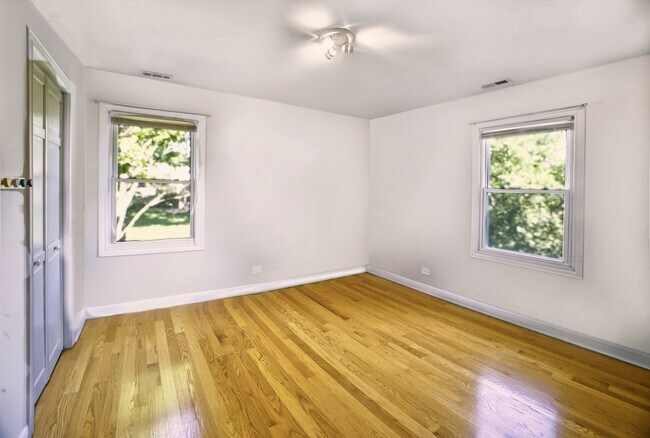 Building Photo - 2711 Valley Forge Rd