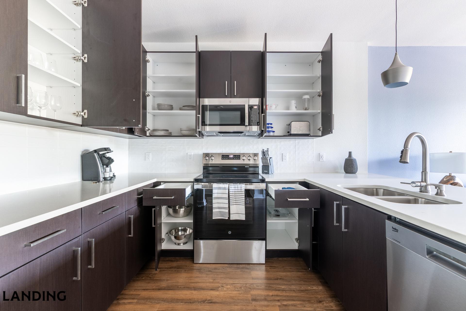 Building Photo - 1225 Utica Dr