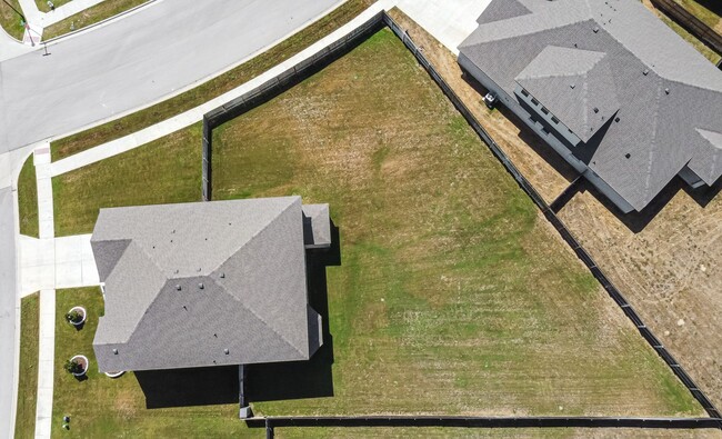 Building Photo - 7915 Gold Dr