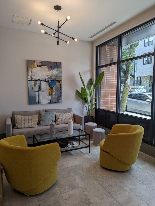 Building Photo - Jamaica Plain luxury 2 BR for 9/1