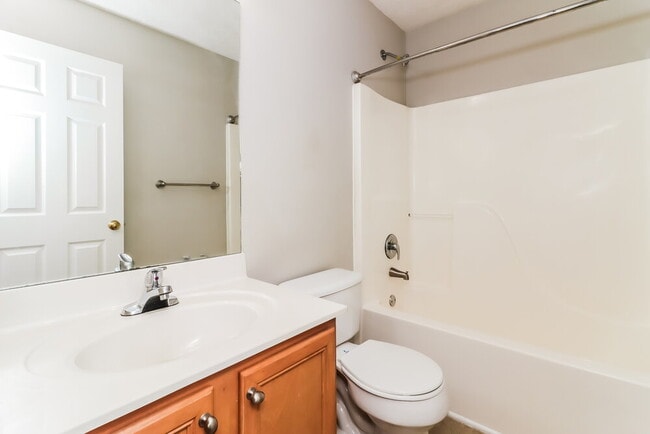 Building Photo - 106 Providence Way