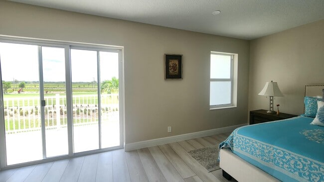 Building Photo - 1851 Corsica Dr