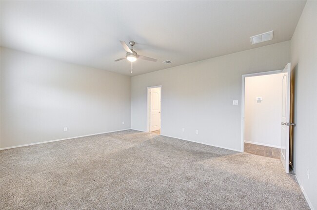 Building Photo - 4215 Fornari Ln