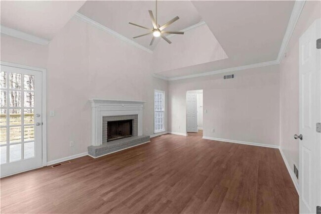 Building Photo - 6015 Canaan Woods Dr SW