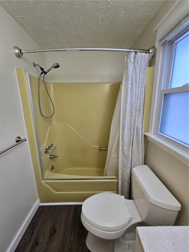 Building Photo - 103 Virginia Manor Rd