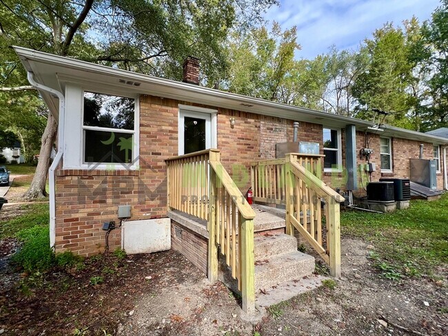 Building Photo - 3304 Margrave Rd