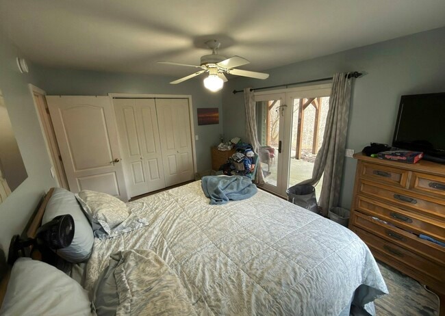 Building Photo - 169 Brookview Ln