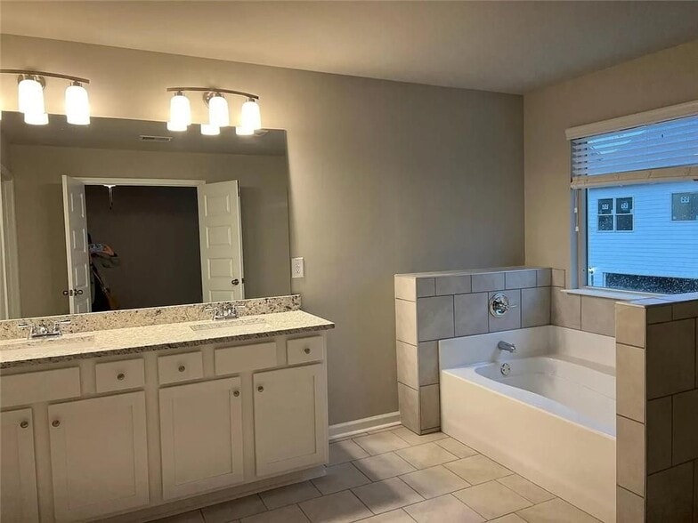 Building Photo - 4282 Morrison Lk Trl