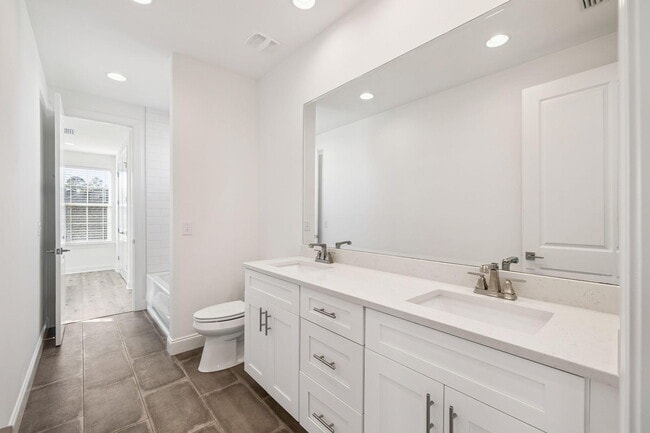 Building Photo - 250 Windrow Way