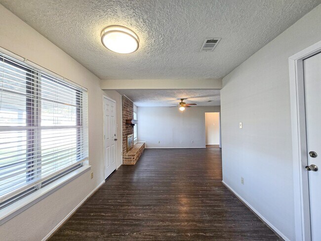 Building Photo - 12645 Lake Conroe Hills Dr
