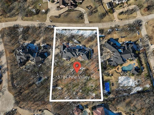 Building Photo - 5704 Pine Valley Dr