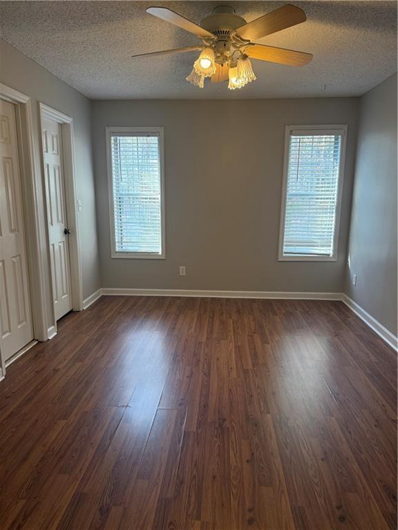 Building Photo - 5064 Laurel Glen Ct SE