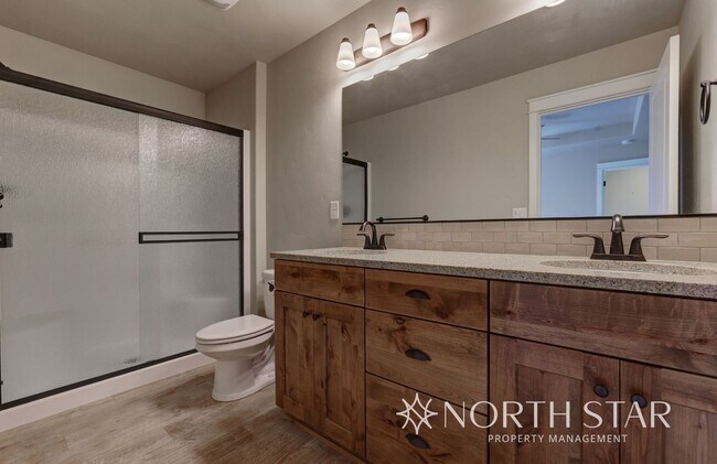Building Photo - Charming home in Bend!