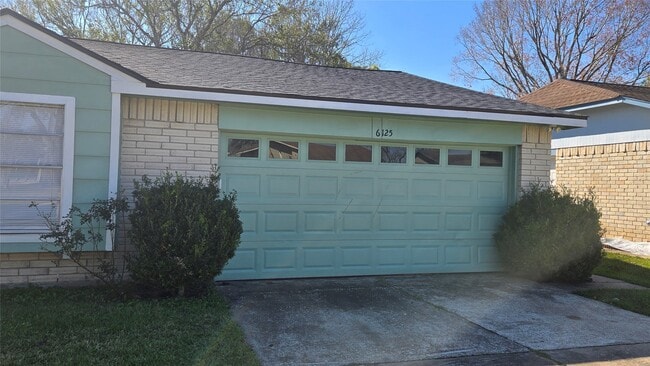 Building Photo - 6125 Brookdale Dr