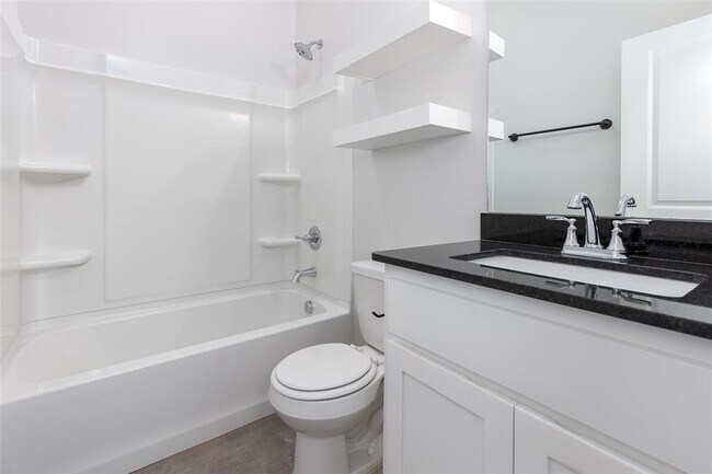 Building Photo - 2325 SW 90th Pl