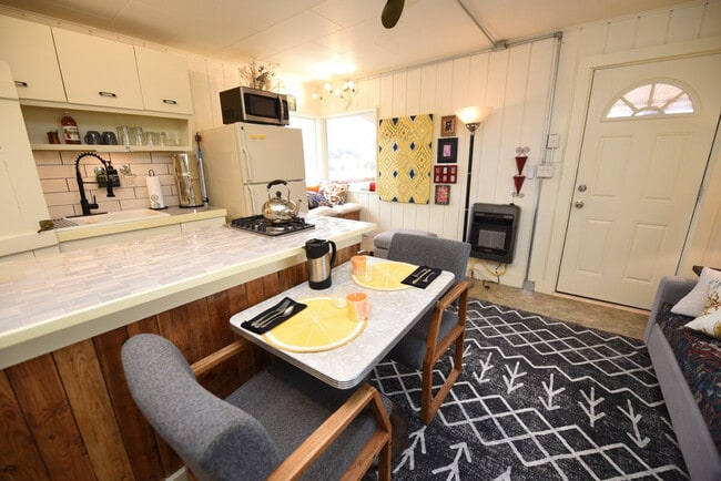 Building Photo - 759 MT-2