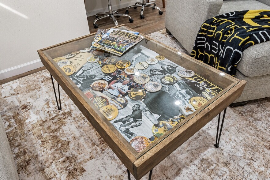 Building Photo - 1219 Oakcrest St