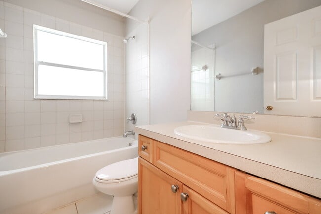 Building Photo - 7041 Opal Dr