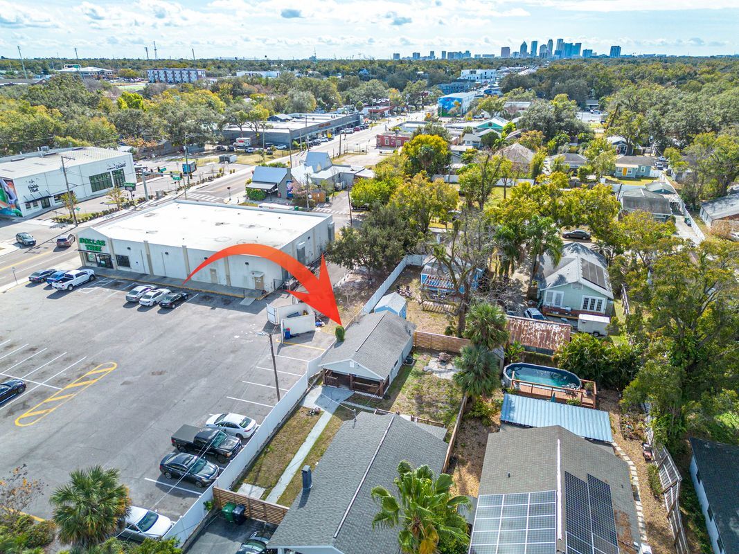 Building Photo - 106 W Haya St