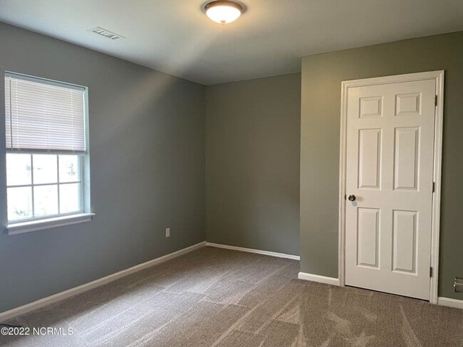 Building Photo - Welcome to Foxhorn Village