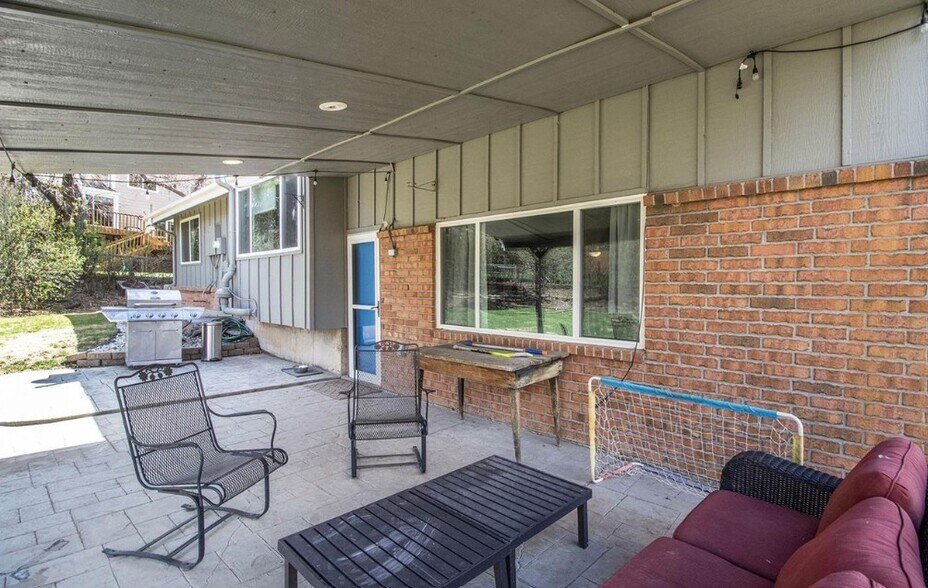 Building Photo - 3944 S Willow Way