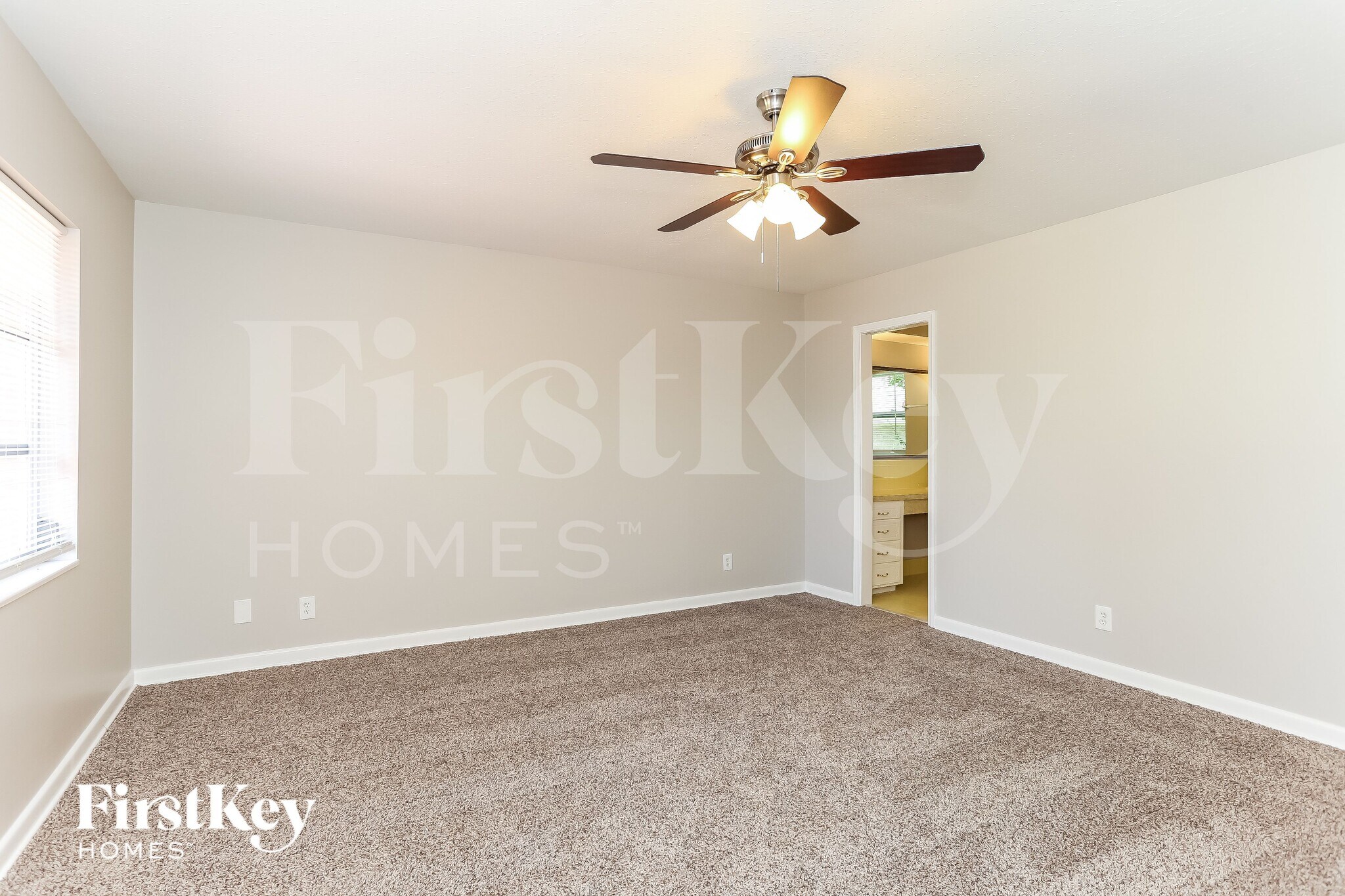 Building Photo - 959 Parkridge Cir E