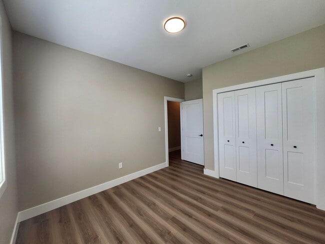 Building Photo - Gorgeous NEW CONSTRUCTION! w/Smart Home Te...