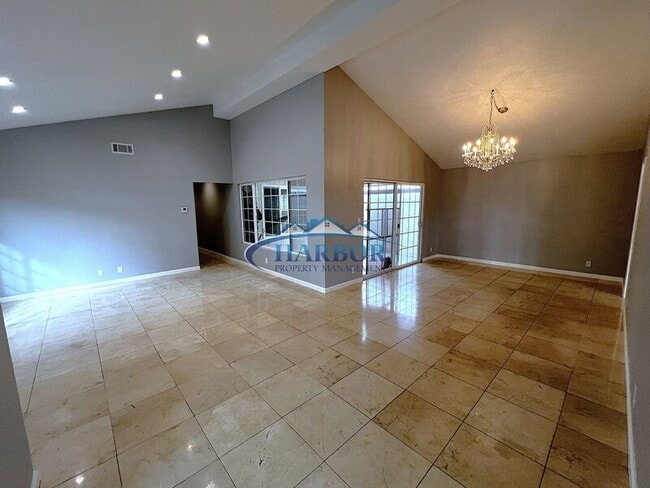 Building Photo - 4565 W 132nd St