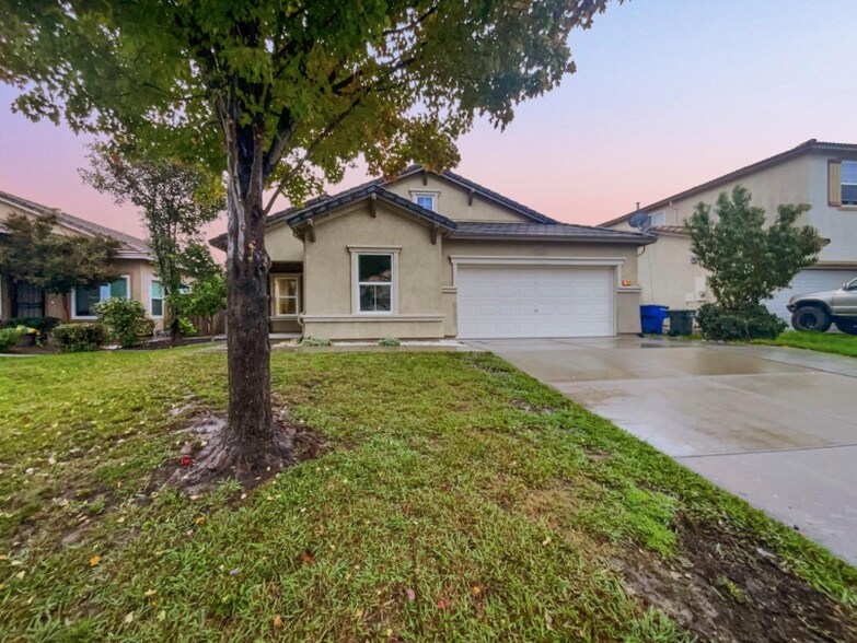 Building Photo - 7525 Muirfield Way