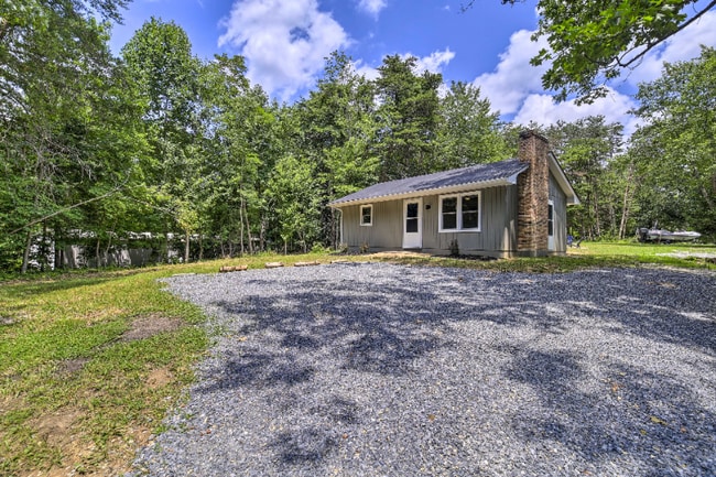 Building Photo - 7067 Waterview Ln