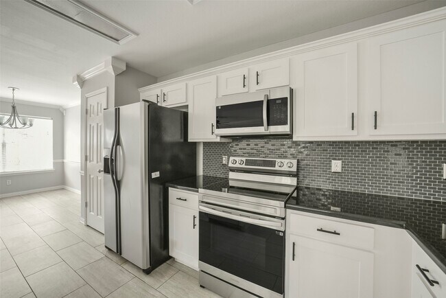 Building Photo - 11 Verbena Bend Pl