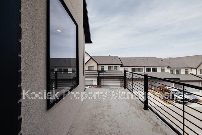 Building Photo - 2442 N Gotland Way