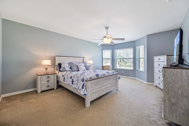 Building Photo - SHORT TERM (6.1 - 11.30) Gorgeous home in ...