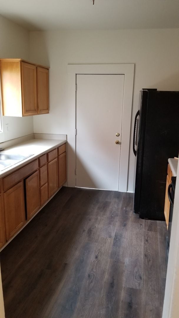 Building Photo - Call Today!