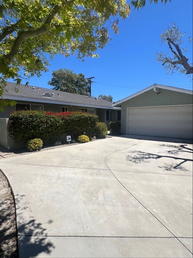 Building Photo - Beautiful Home in Rancho Palos Verde-Sun R...
