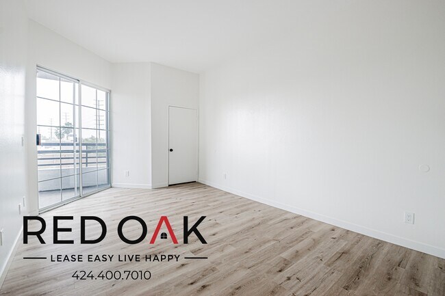 Building Photo - 4320 S Centinela Ave