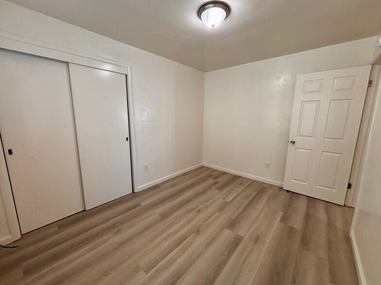 Building Photo - 8632 MacArthur Blvd