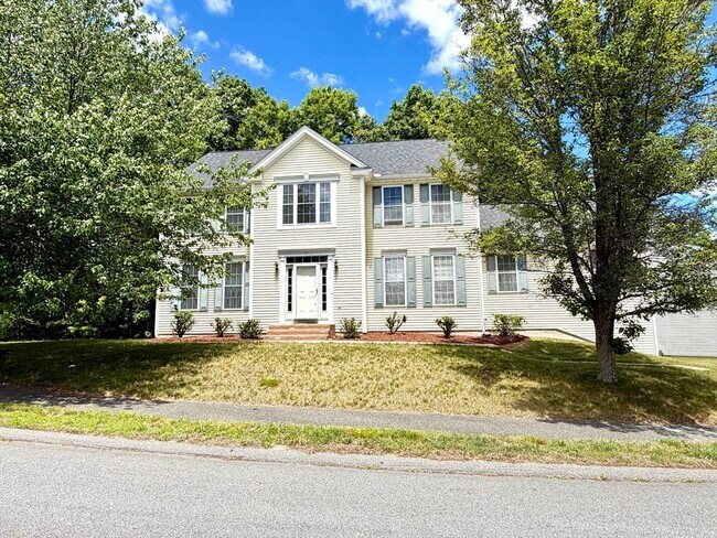 Building Photo - 43 Independence Ln