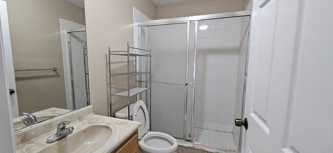 Building Photo - R# 5900-P