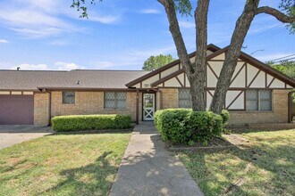 Building Photo - 501 W Albuquerque St