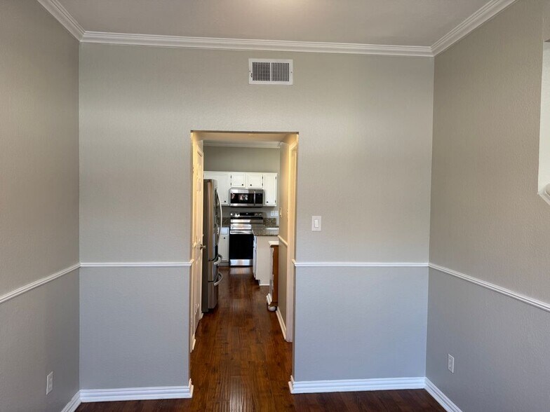 Building Photo - 7836 Excaliber Rd