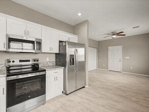 Building Photo - 358 W Elvira Rd