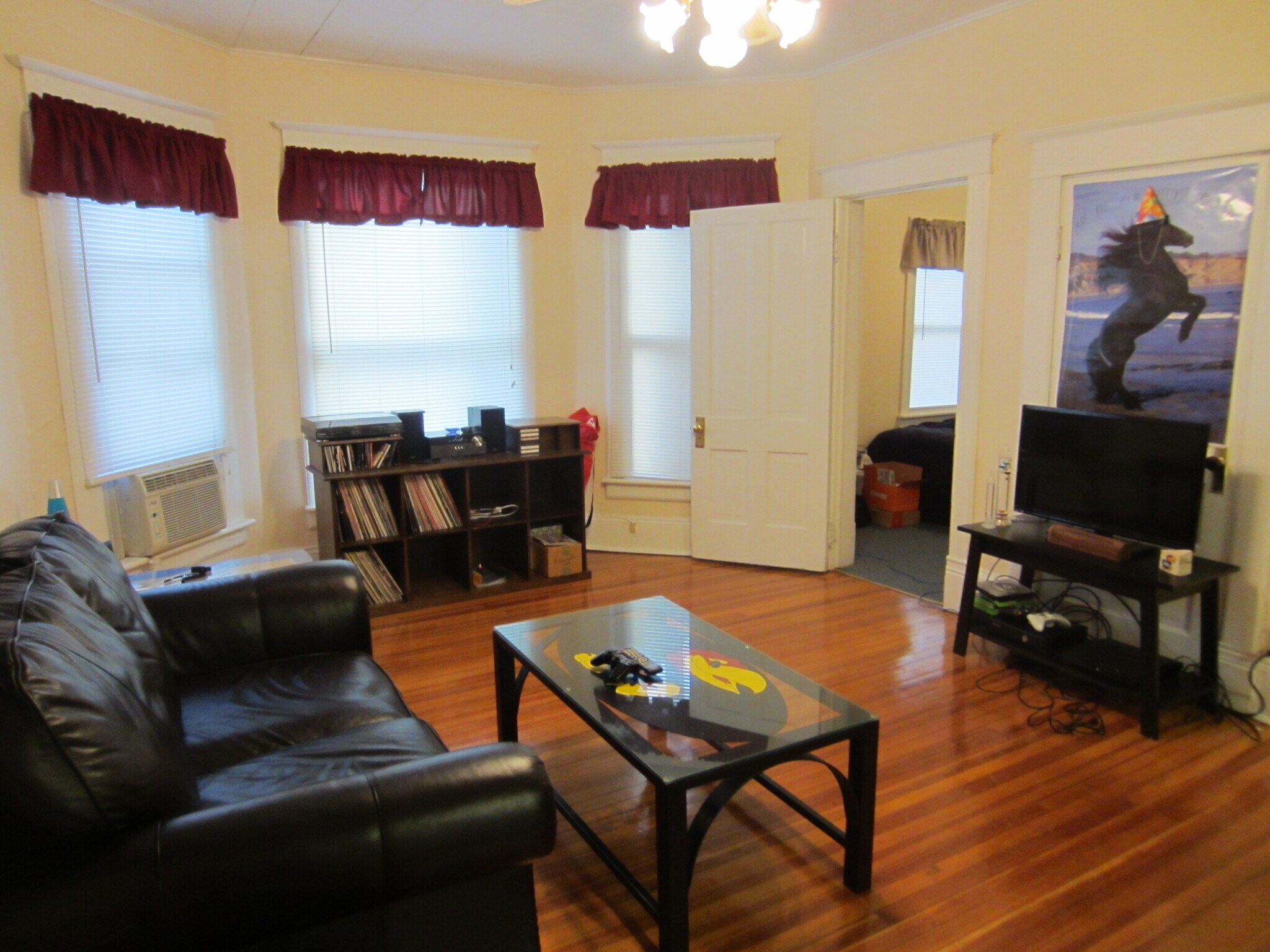 Building Photo - 728 Ohio St