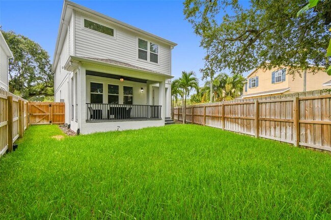Building Photo - 5700 Interbay Blvd